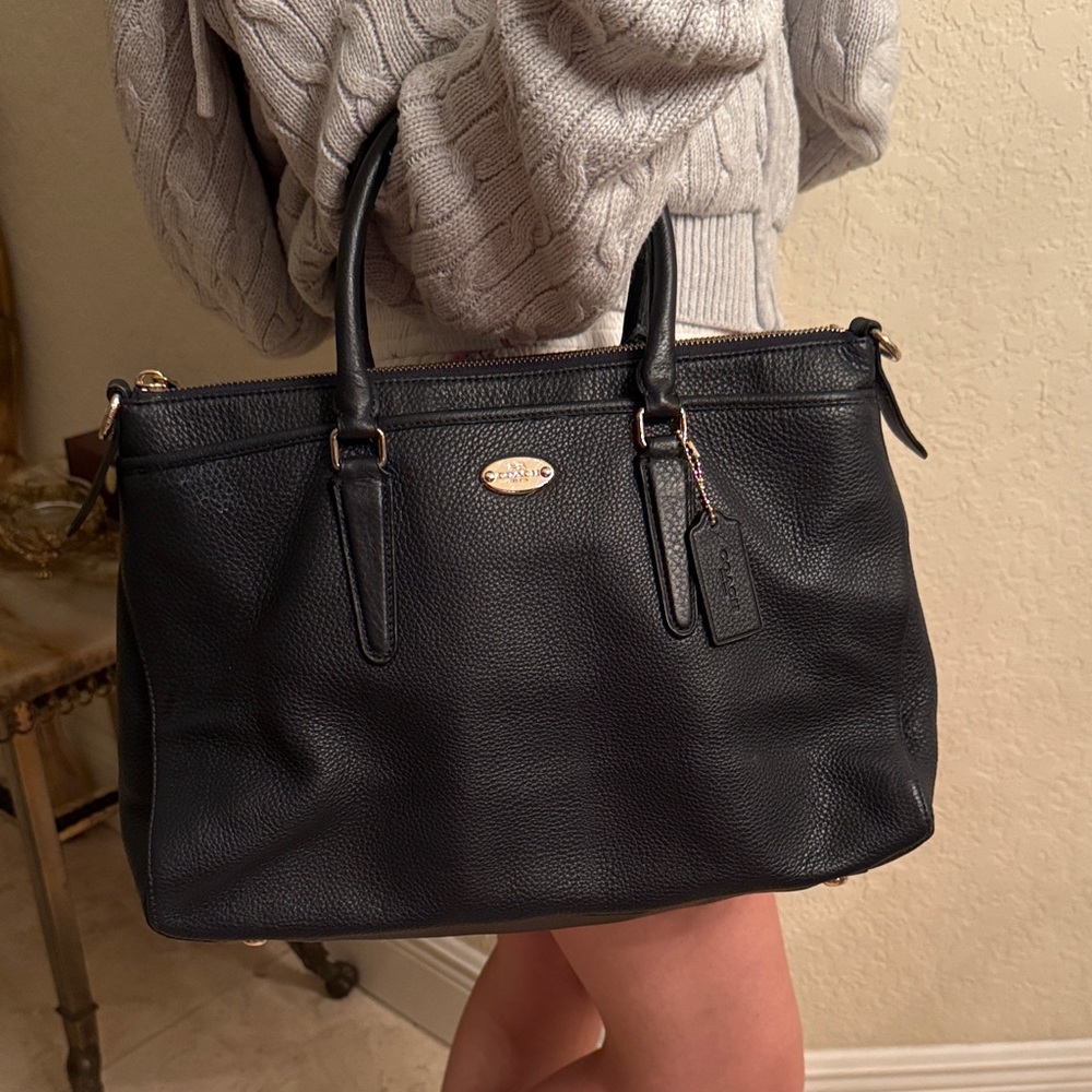 Coach Luxurious Black Leather Satchel - Picture 1 of 12